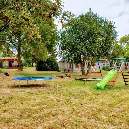 Zielone Wakacje Kusin, Domki Jednorodzinne Karnice Esterno foto